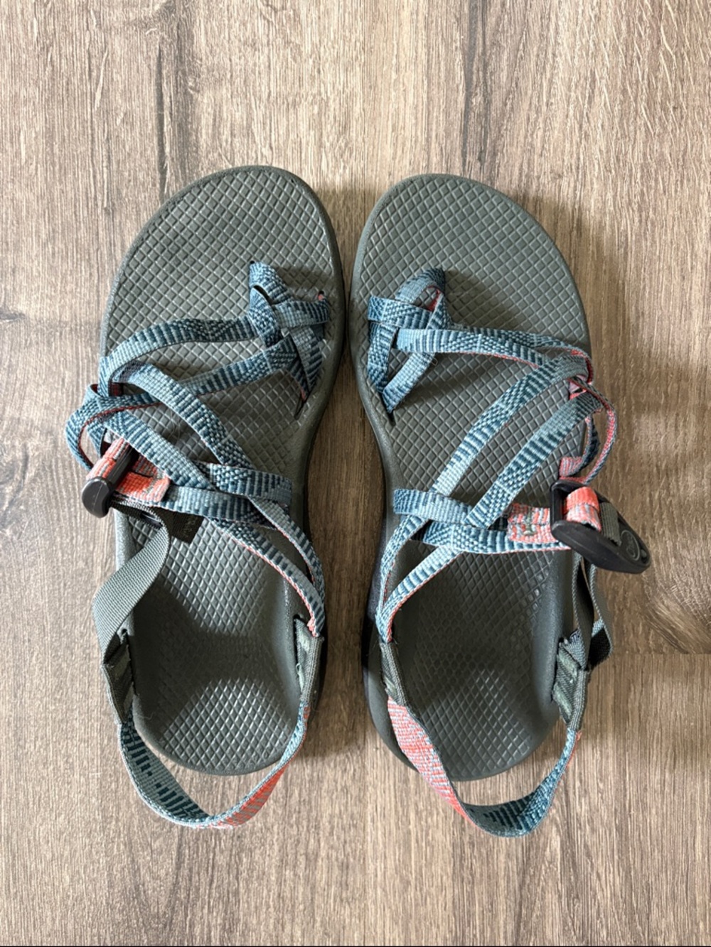 Chaco ZX/2 Women’s Teal and Coral Adjustable Sandals
